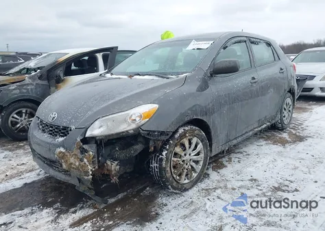 2010 Toyota Matrix z USA, uszkodzony, nr VIN 2T1KU4EE1AC308195